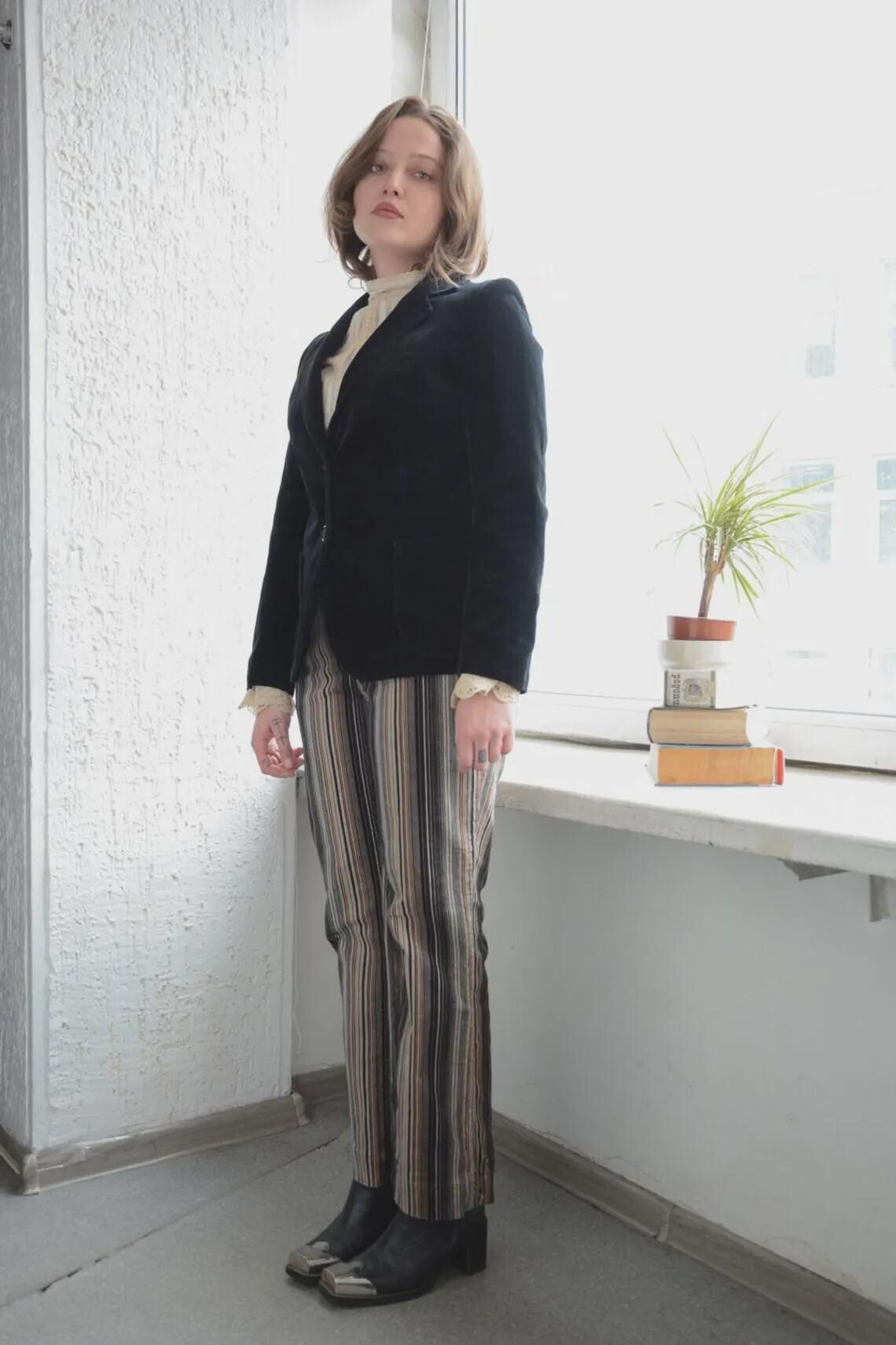 Vintage 1970s Black Velvet Classic Blazer Jacket, foto 1 di 4