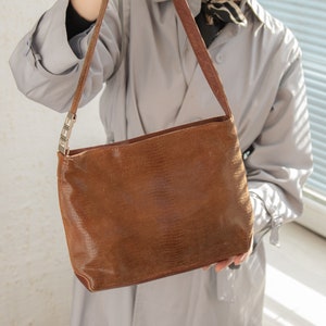 Vintage 80's Brown Leather Shoulder Bag image 3