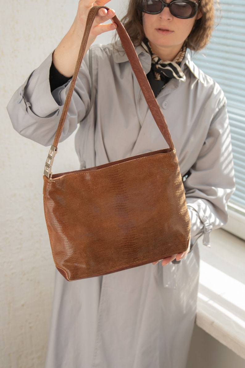Vintage 80's Brown Leather Shoulder Bag image 3