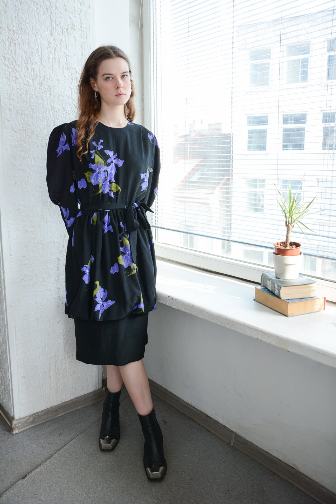 Vintage Black Flower Print Puff Sleeved Midi Dress