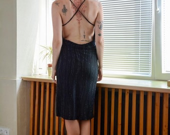 Vestido midi vintage negro brillante de GIANNI VERSACE