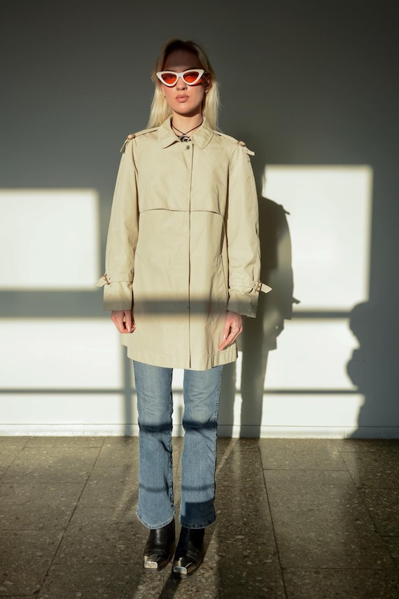 Vintage Beige Short Trench Coat