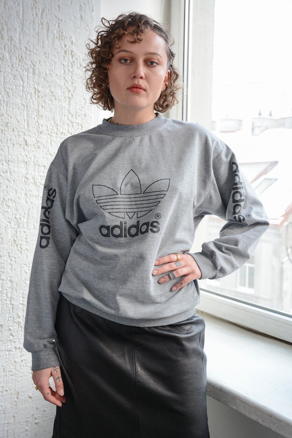 Grauer adidas pullover clearance