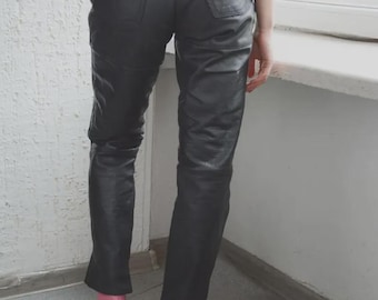 Vintage klassiska svarta bikerbyxor i läder
