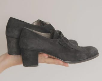 Vintage 70s Black Suede Shoes | Made in Italy | Classic Low Block Heel Pumps | UK Size 4 | Retro Heels