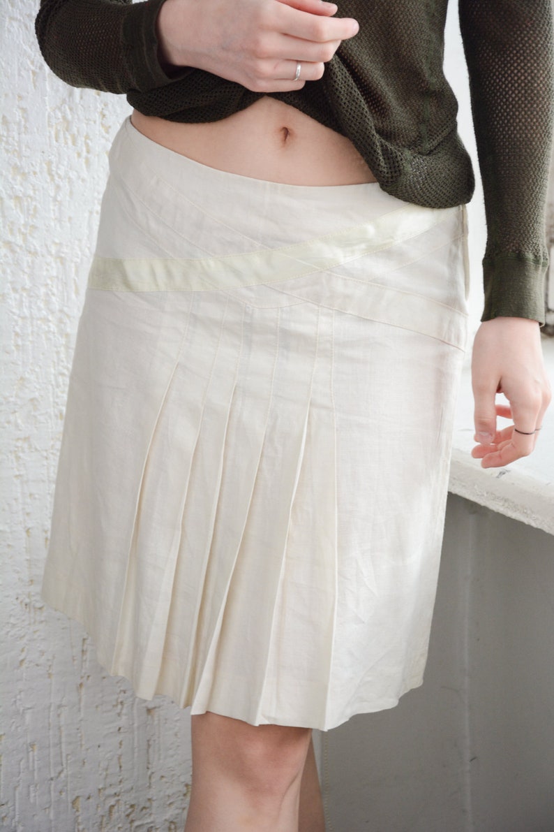 Vintage Y2K Cream Linen Pleated Mini Skirt image 4