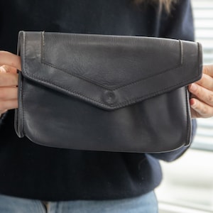 Vintage 80&#39;s Navy Clutch Bag