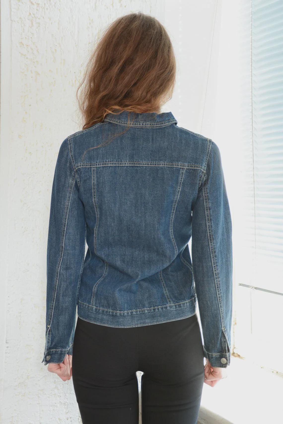 Vintage Blue Denim Jacket, foto 2 di 4