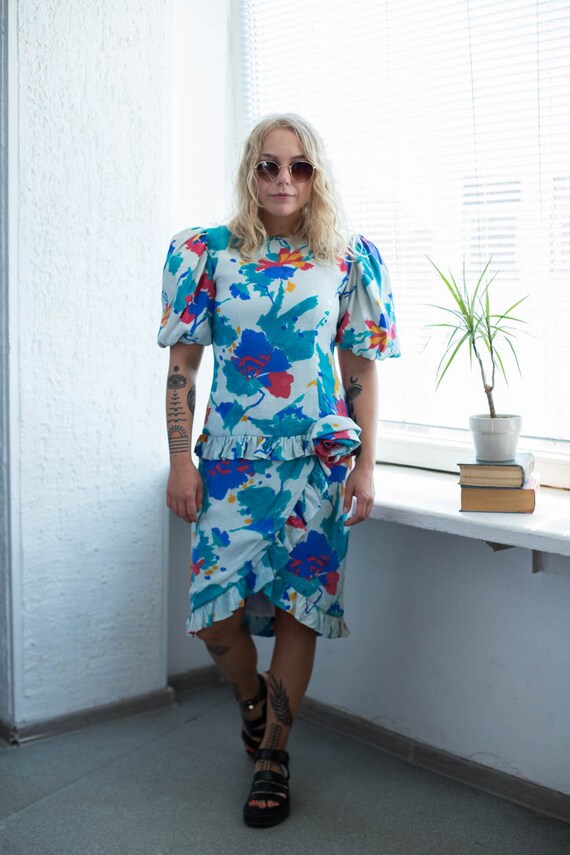 Vintage 60's Multicolour Floral Mini Puff Sleeved