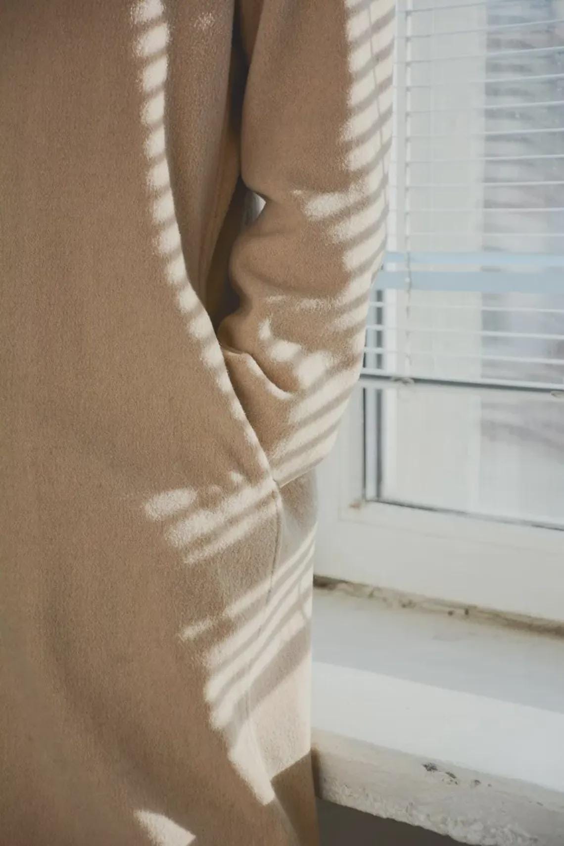 Vintage Classic Beige Wool Blend Coat, foto 3 di 5