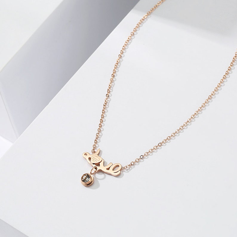LOVE Charm Necklace Chain Necklace Simple Collar Necklace Dainty Necklace Delicate Necklaces for Women