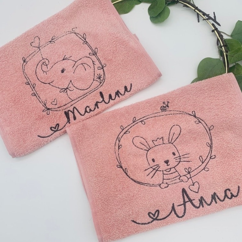 Children's gift personalized, guest towel with name and animal motifs image 1