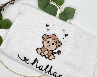 Handtuch mit Name und Safaritier personalisiert, Geschenk Einschulung, Geburtstagsgeschenk Kinder