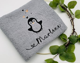 Handtuch mit Name und Motiv, Geschenk personalisiert, Wal Pinguin Schnecke Krebs