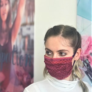 CHANTY mask made of dense lace | Check design | Reusable, washable at 60 degrees | 2 layers | One Size | Design: Checkered