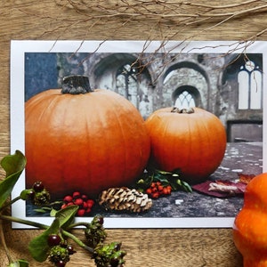 Un festin pour les fantômes - Carte de vœux d’automne - Carte de vœux d’Halloween - Carte citrouille - Irlandais - Blank Inside