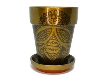 Decorative Terra-cotta Planter (Holds 6
