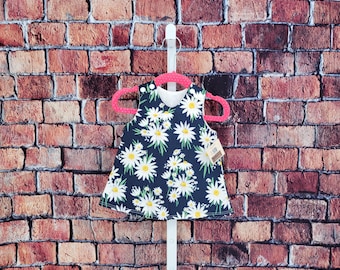 Daisies Flowers dress Infant toddler girl 1st birthday Navy blue summer vacation holiday Easter family photo cottage core boho garden pretty