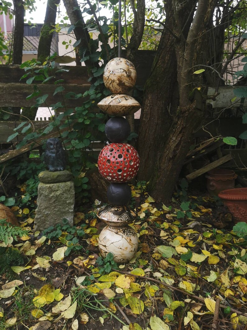 Gartenstele Stele Keramik handgemacht frostfest Gartenkeramik Etsy