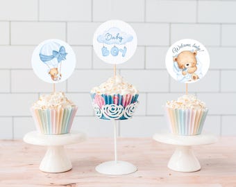 Adornos para cupcakes de baby shower / ¡Apenas podemos esperar! / Plantilla imprimible azul de Canva / Tamaño de 2" / bsbw