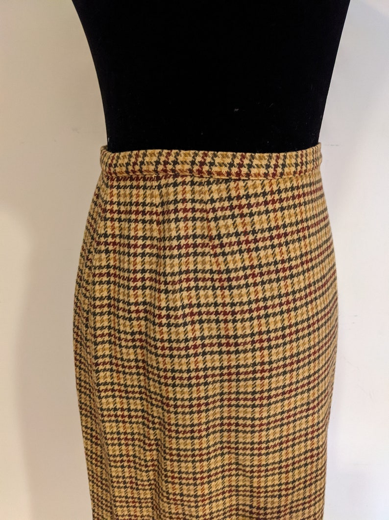 Vintage 1950s Yellow Size Medium Green and Brown Houndstooth Wool Skirt Suit with Jacket