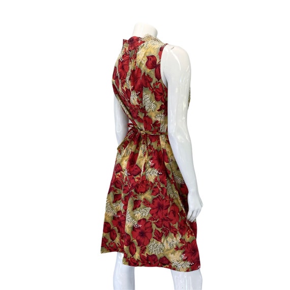 50s 60s Vintage Red and Yellow Hibiscus Belted Sl… - image 5