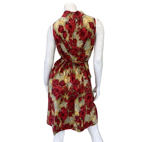 50s 60s Vintage Red and Yellow Hibiscus Belted Sl… - image 6