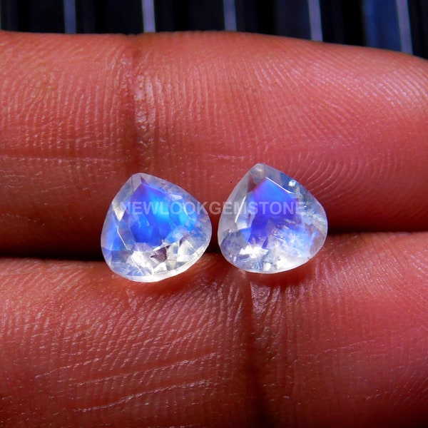 Super Top Regenbogen Mondstein,ca. passendes Paar,100%Natural Beautiful Blue Flashy,Facettiert Schliff,Herz Form,Größe 7x7MM kalibriert,2.50Carat