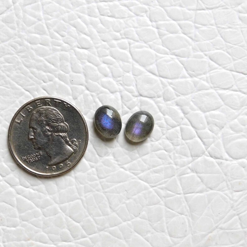 AAA+++Labradorite Cabochon,Approx Matching Pair Awesome Beautiful Purple Flashy,Oval Shape,Size10x8MM Calibrated 7.00Cts Ear Ring Stone