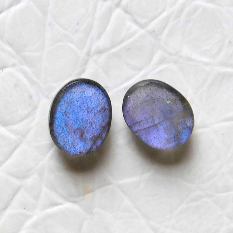 AAA+++Labradorite Cabochon,Approx Matching Pair Awesome Beautiful Purple Flashy,Oval Shape,Size10x8MM Calibrated 7.00Cts Ear Ring Stone