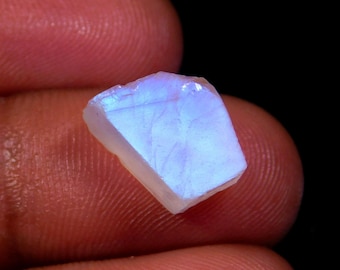 AAAA++++Super Top Roher Regenbogen Mondstein Rohstein,Roh Scheibe roh,Schöne Blaue auffällige rohe roh,100% Natürlicher Roher Regenbogen,Größe10x8MM,6.00Carat.