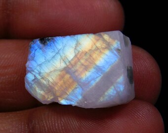 AAA+++Top Roher Regenbogen Mondstein Rough, Designer Multi auffälliger 100% natürlicher roher Regenbogen, Größe 18x12MM, 21.00Carat