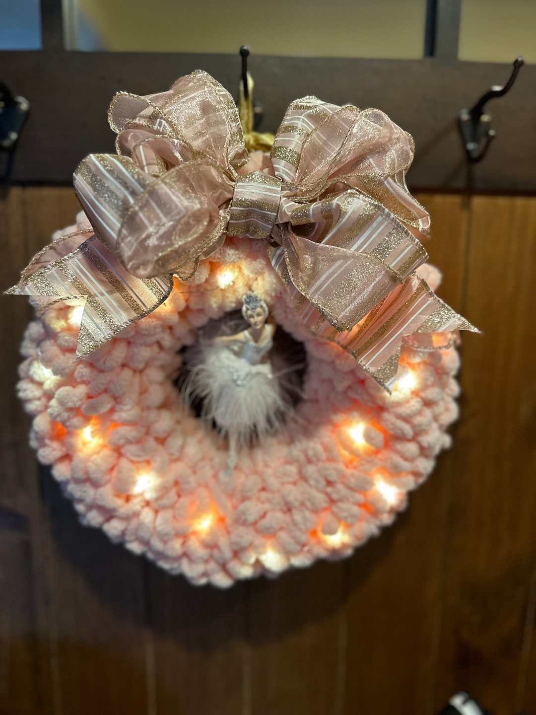 CLASSIC BEAUTY Bun Wrap Ballerina Bun Flower Hair Wreath