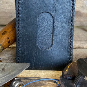 Porta carte di credito slim in pelle, fatto in inglese, cucito a mano, regalo per lui, regalo per il terzo anniversario, nero