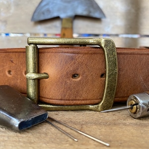 Mens Leather Belt, English Made, Hand Made, Bespoke.  1 1/2&quot; Burnt Tan Antique Brass Roller Buckle