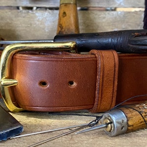 Mens Leather Belt, English Made, Hand Made, Bespoke.  1 1/2&quot; Chestnut Brass West End Buckle