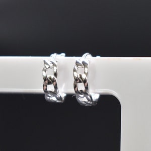 Tiny Chain Link Hoop Earrings in 925 Sterling Silver