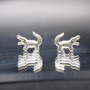 Crocodile Stud Earrings in 925 Sterling Silver