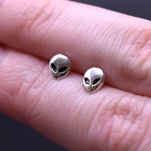 Tiny Alien Head Stud Earrings in 925 Sterling Silver