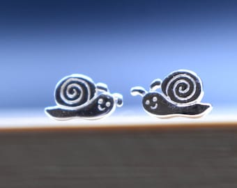 Dainty Snail Stud Earrings in 925 Sterling Silver