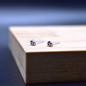 Tiny Skull Stud Earrings in 925 Sterling Silver