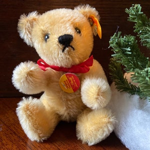 Vintage Steiff bear