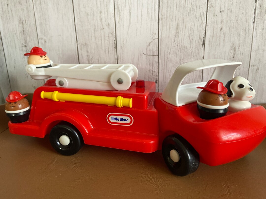 Vintage Little Tikes Fire Engine and Fire Fighters Etsy