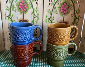 Vintage Japan stacking mugs