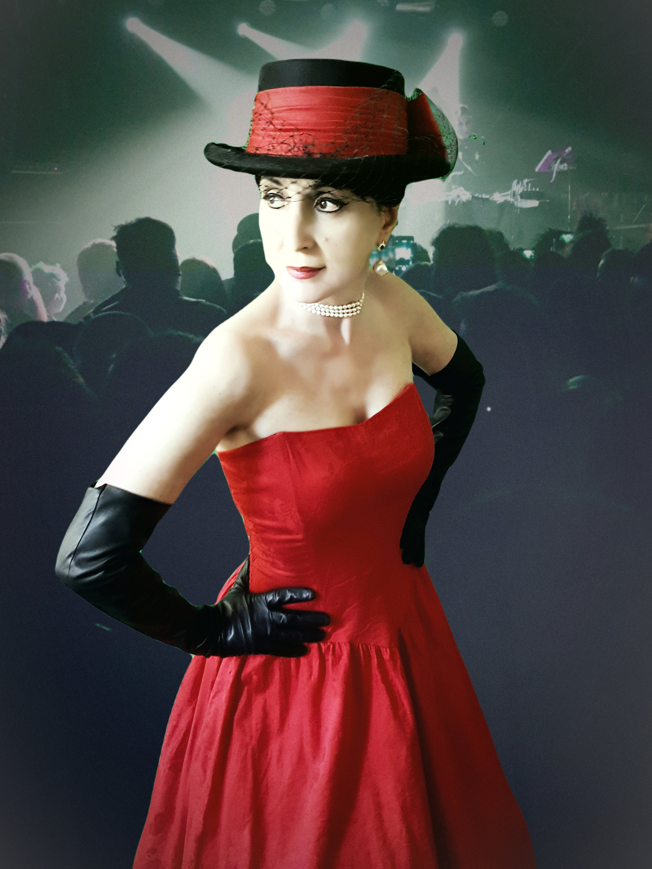 Gorgeous Vintage Late 1970s/1980s Does 1950s Boned RED