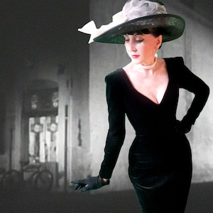 Vintage 1980s does Femme Fatale Film Noir 1940s 1950s vamp black wiggle dress bodycon velvet shoulder pads Thornton Hall NZ couture RARE
