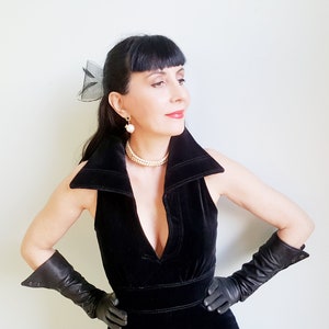 Vintage 1970s does 1950s Corty Krefeld black velvet wing winged collar dress halter neck fit & flare sensational versatile image 9
