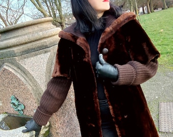 Vintage 1970er Jahre Sprung Freres Mouton Pelz Cape Mantel mit