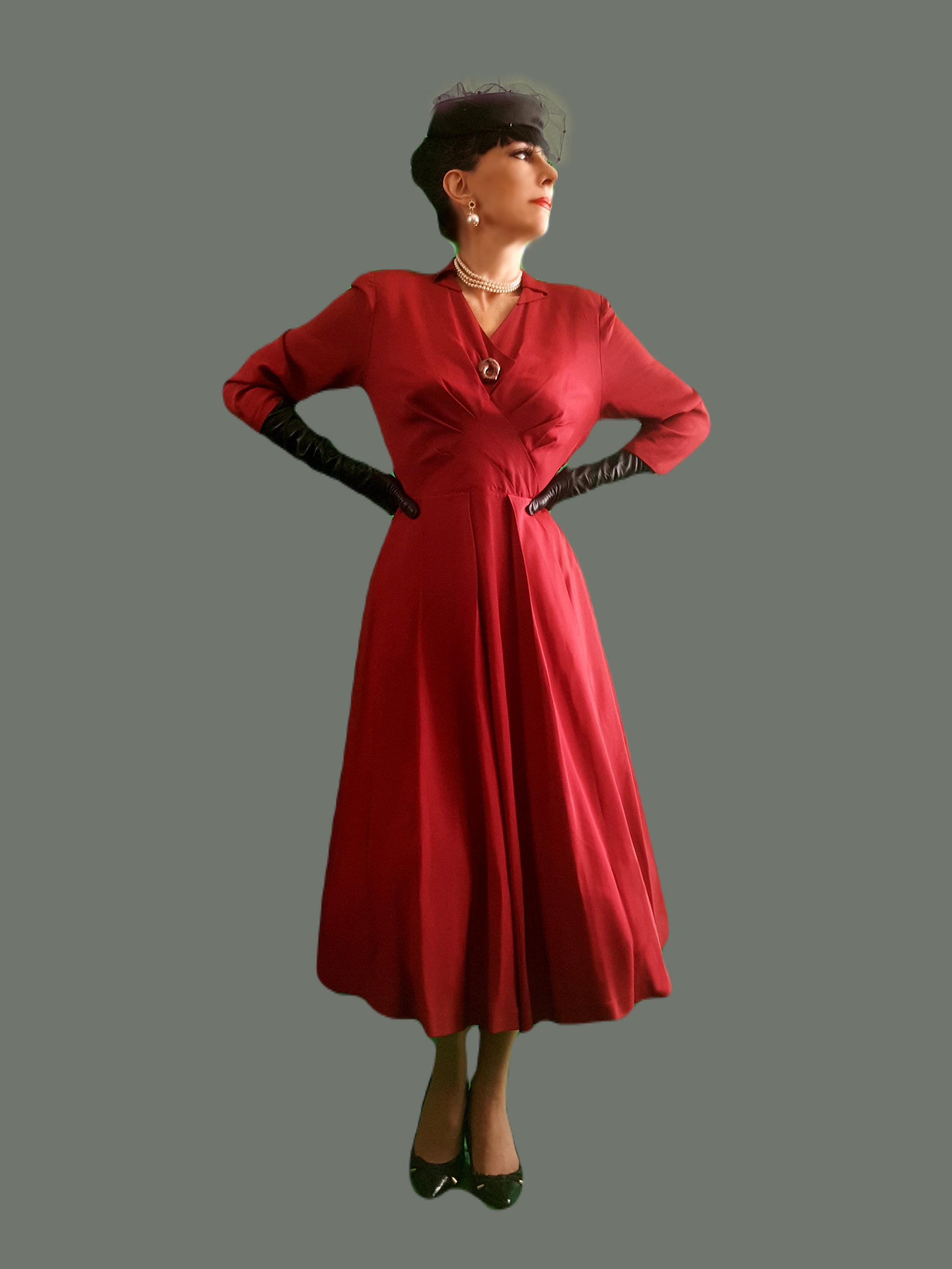 40s red dress Vintage 1940s or Early 1950s Venetian Red (brick to Rust Terracotta) Dress Shoulder Pads Mid Calf Cross Heart V Neck Wing Collar Fit & Flare