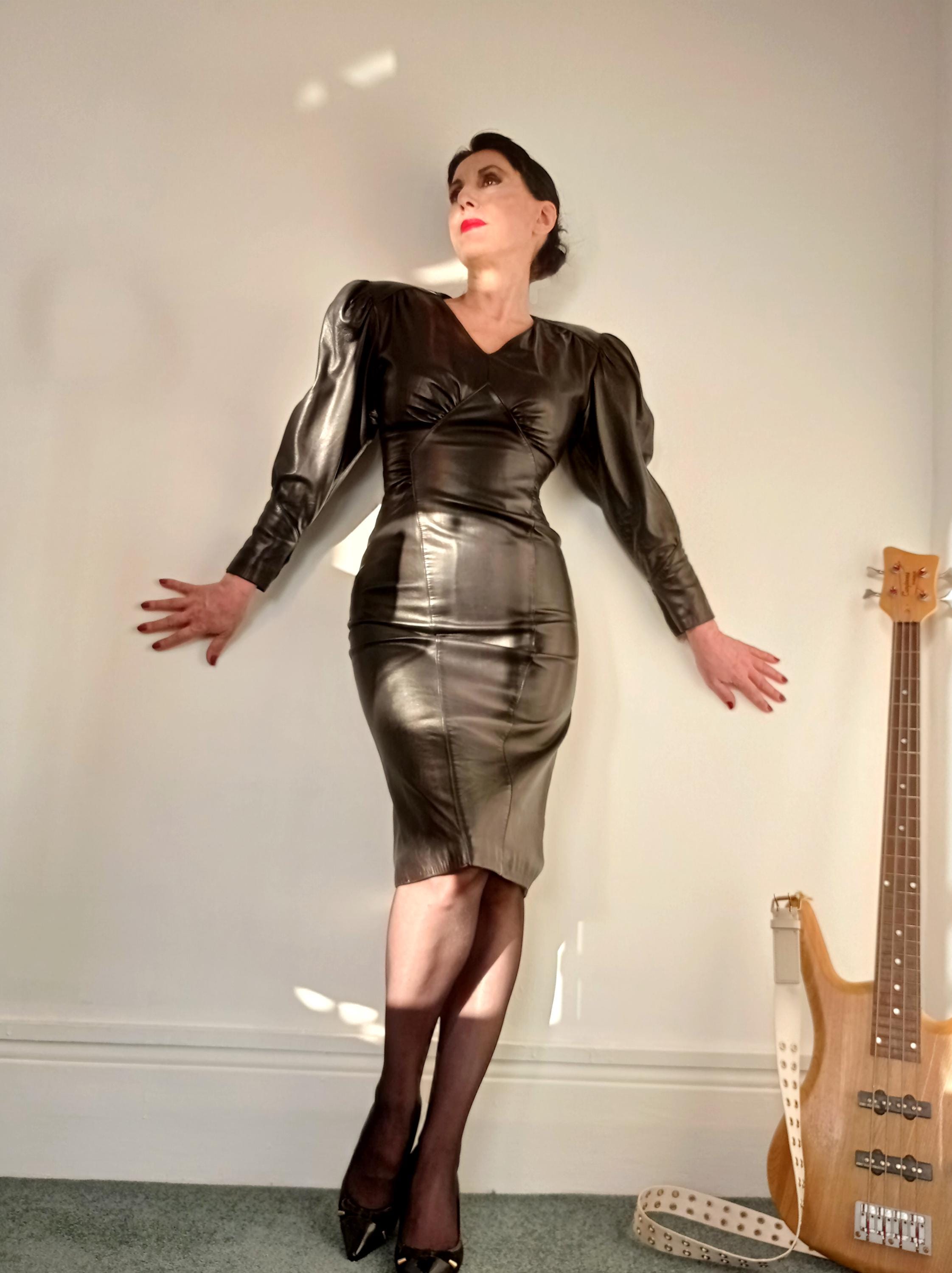 Vintage 1980s White Bear 'poured On' Fitted Japan Premium Leather Dress  Power Shoulders Incredible Structure Fit Stunning Quality Leather - Etsy